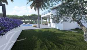 Sale Building land Cala Llenya