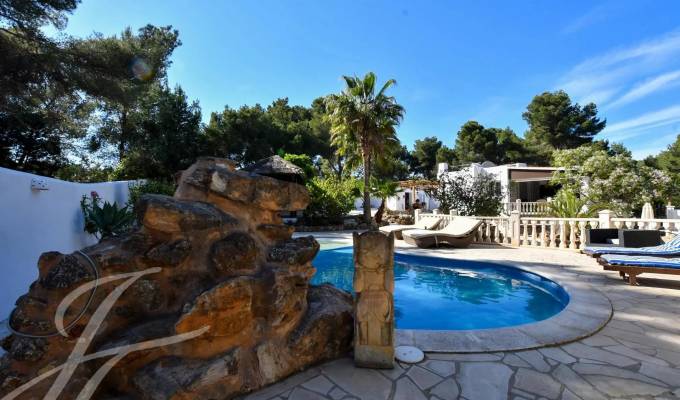 Sale House Cala Llenya