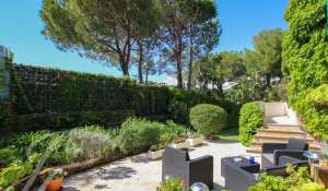 Seasonal rental Apartment Antibes