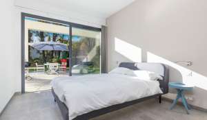 Seasonal rental House Roquefort-les-Pins