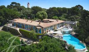 Seasonal rental Property Antibes