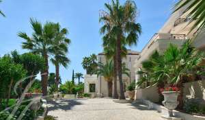 Seasonal rental Property Cannes