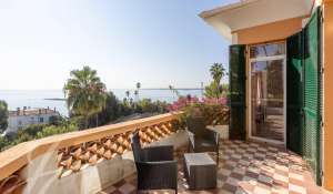 Seasonal rental Property Golfe-Juan