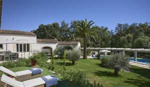 Seasonal rental Property La Colle-sur-Loup