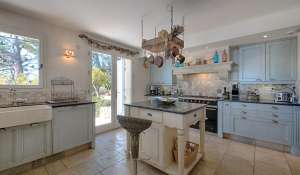 Seasonal rental Property Le Cannet