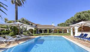 Seasonal rental Property Ramatuelle