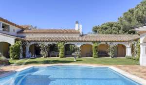 Seasonal rental Property Ramatuelle