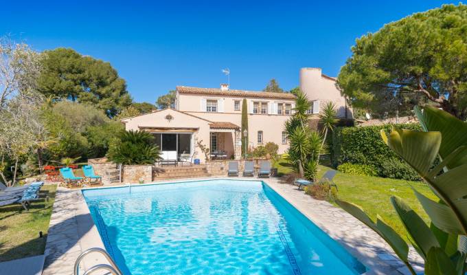 Seasonal rental Villa Antibes